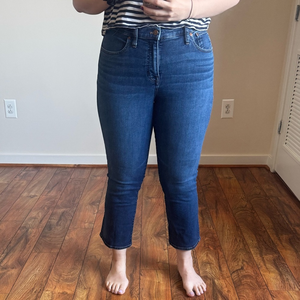 Madewell Mid-Rise Kickout Crop Jean